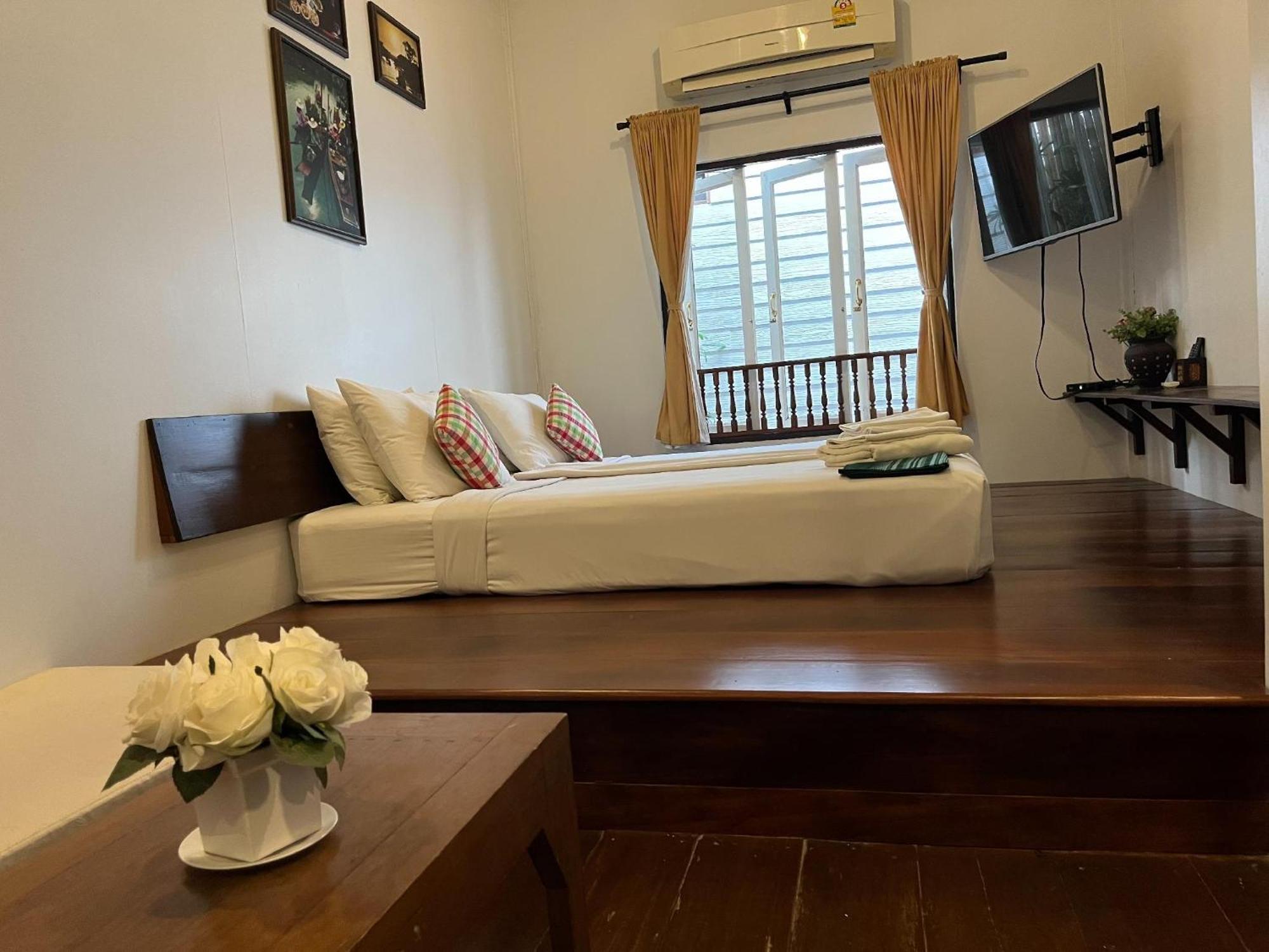 Thanicha Resort Amphawa Samut Songkhram Room photo